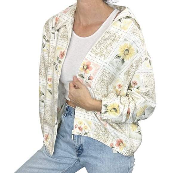 Vintage Jackets & Blazers - Vintage Alfred Dunner cream floral bomber jacket 16P